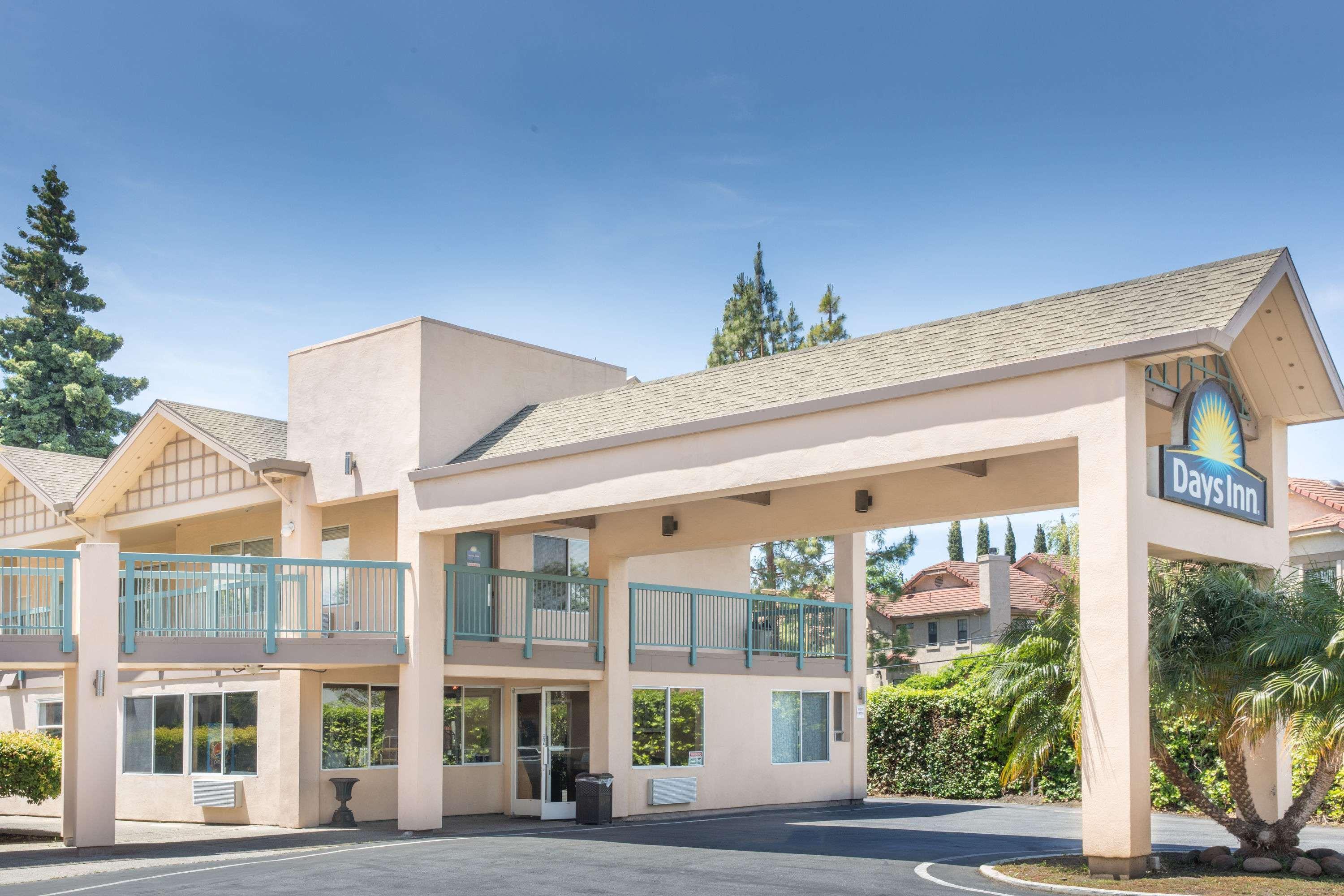 Days Inn By Wyndham Redwood City Esterno foto